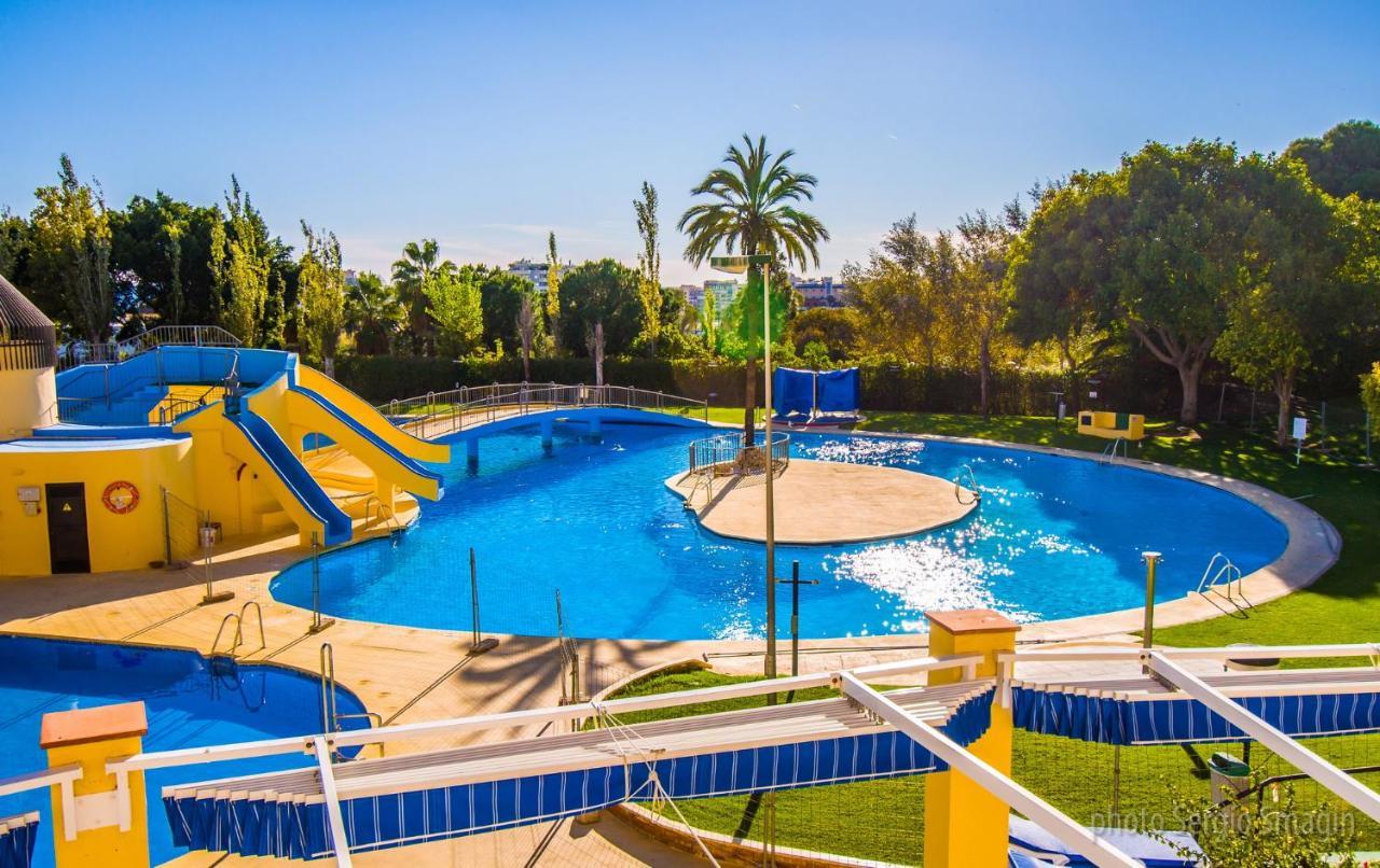 137 Minerva Apartamentos - Vista Al Mar - Piscina Y Playa - Cercano A Tren, Restaurantes Y Tiendas 贝纳尔马德纳 外观 照片