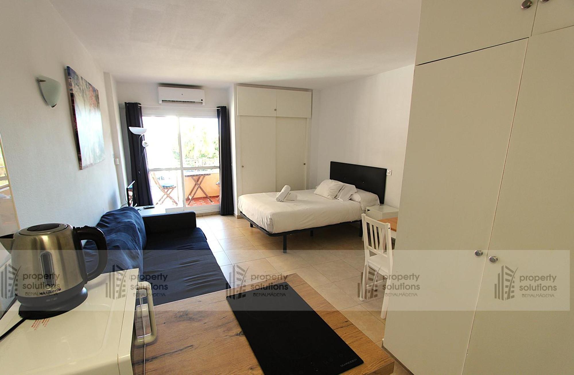 137 Minerva Apartamentos - Vista Al Mar - Piscina Y Playa - Cercano A Tren, Restaurantes Y Tiendas 贝纳尔马德纳 外观 照片